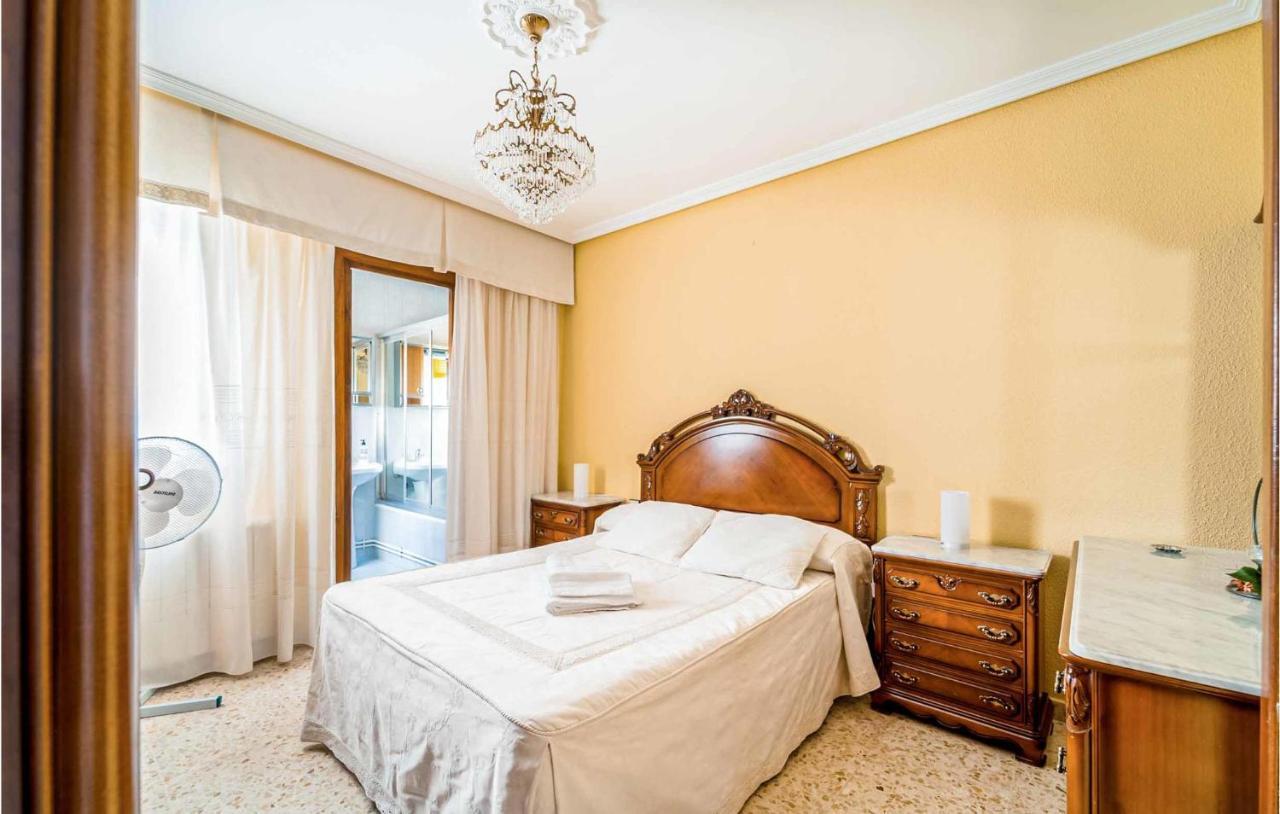 3 Bedroom Cozy Apartment In Pegalajar 外观 照片