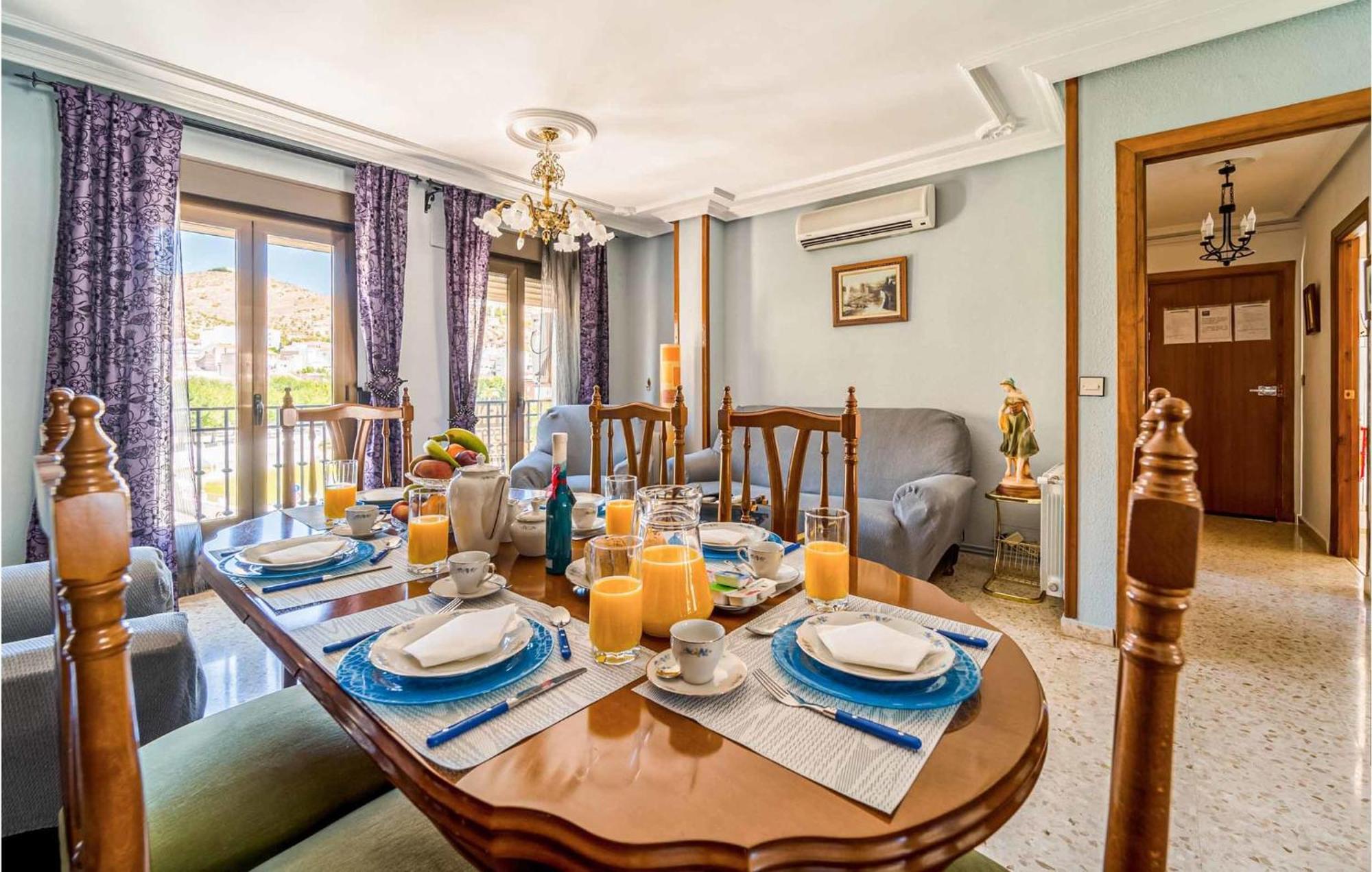 3 Bedroom Cozy Apartment In Pegalajar 外观 照片